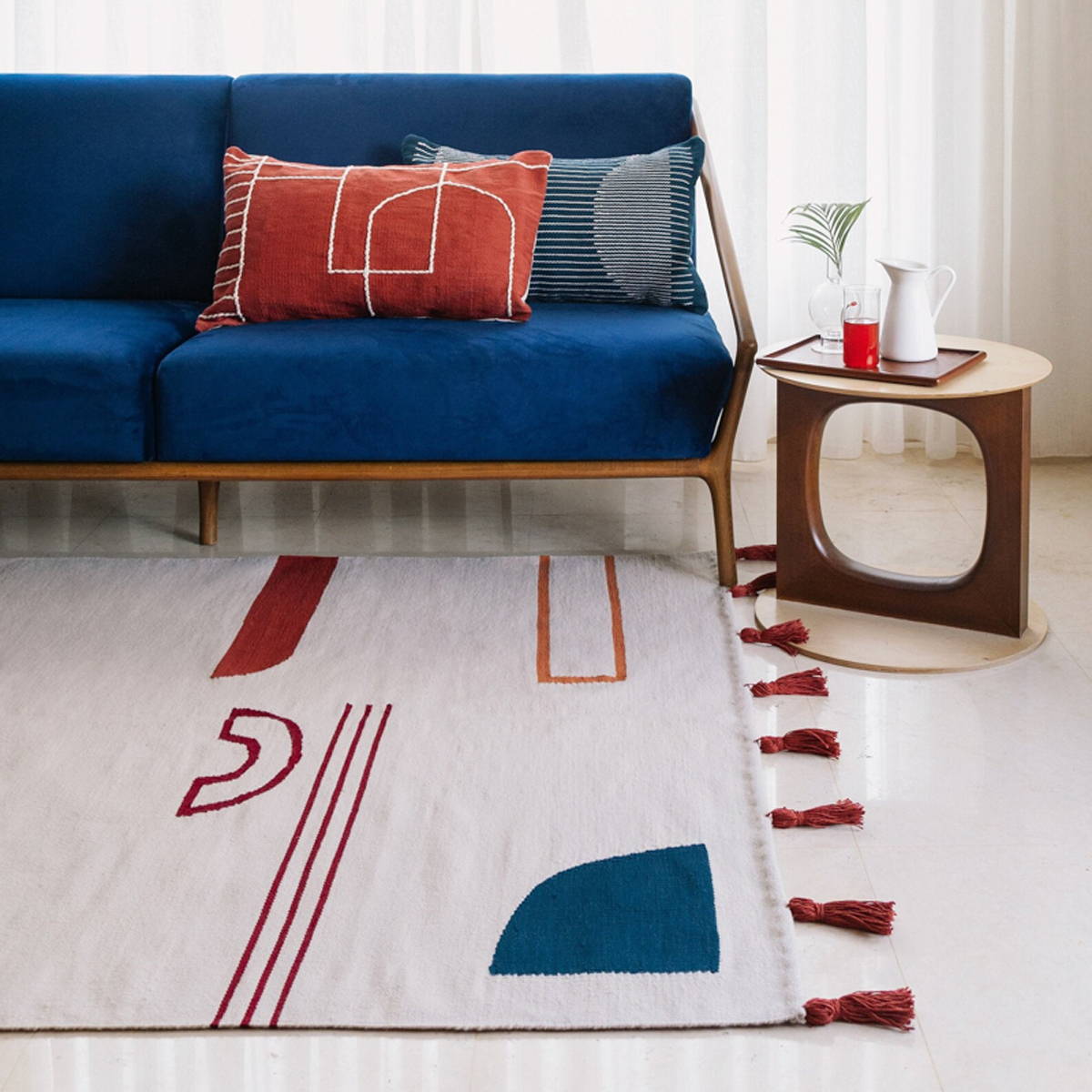 ソファに合わせたラグの選び方ガイド