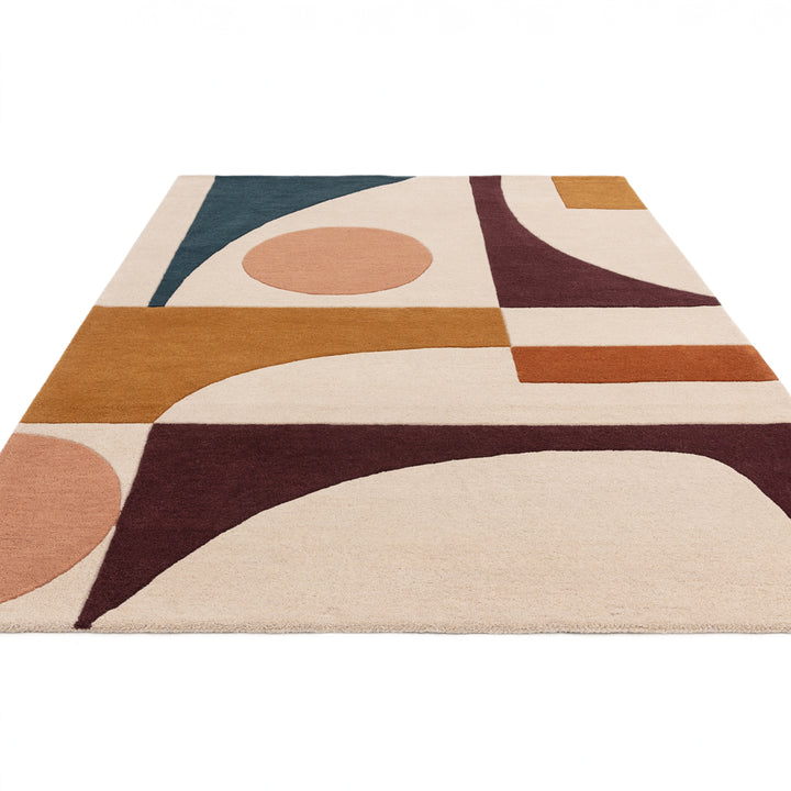 200x290cmサイズの自由奔放に描かれたフォルムとアーシーカラー、アイボリー、サーモンピンク、バーガンディー、マスタードブラウン、ターコイズブルーのオリジナルな配色の組み合わせがオシャレな、天然素材ウール製RUGHAUSのハンドタフテッドのモダンアートラグ