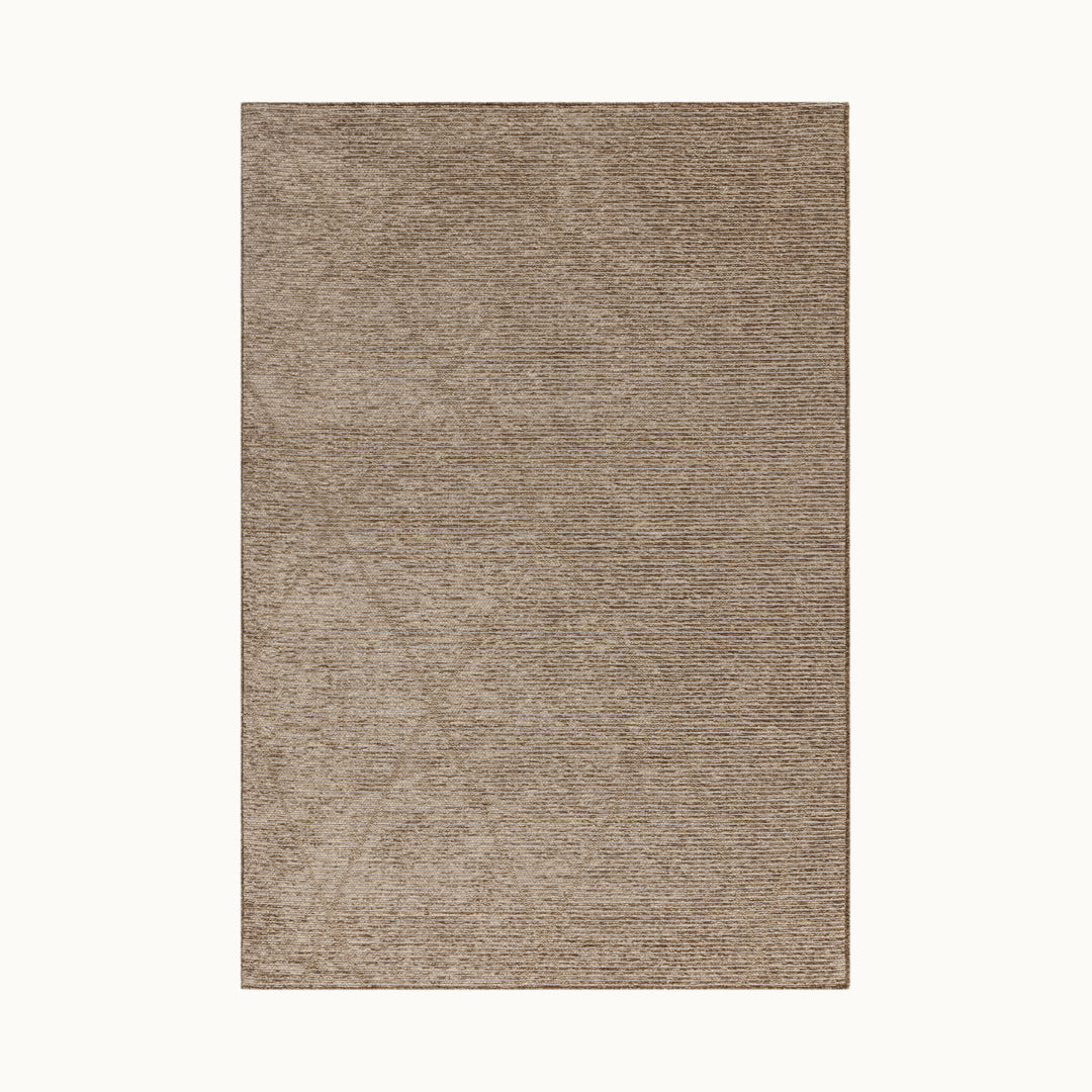 160x230cmサイズのブロンズカラーとブラウンベージュ、淡いベージュの色合いが素敵な、ジュートのナチュラル感 × シェニールヤーンのラグジュアリー感が調和した、RUGHAUSのジュート × シェニールポリエステル製ベニワレンスタイルのナチュラルラグ