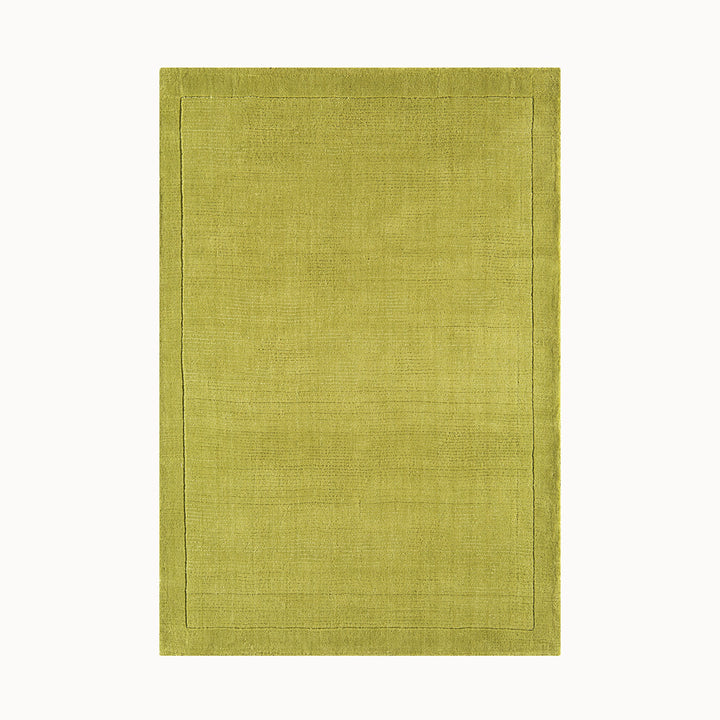 160x230cmサイズの、自然の息吹を想わせる爽やかなスプリンググリーンカラーに、リブとボーダーがスタイリッシュ感を添える、サステナブルな天然素材ウール(羊毛)100%製RUGHAUSのふんわりシンプル手織りラグ