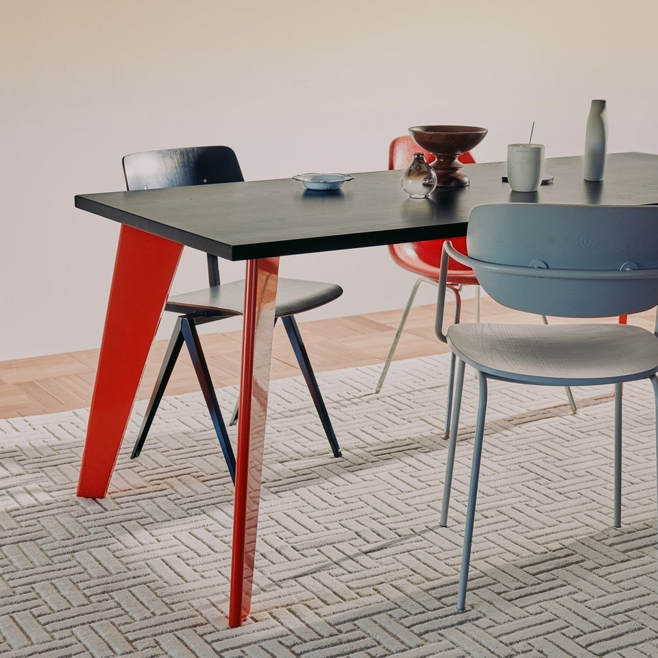 ダイニングテーブル