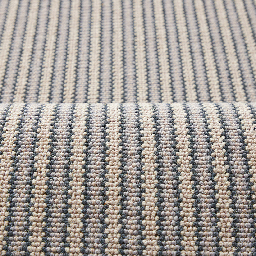 Thora ラグ 160 × 230cm（Ash Gray）