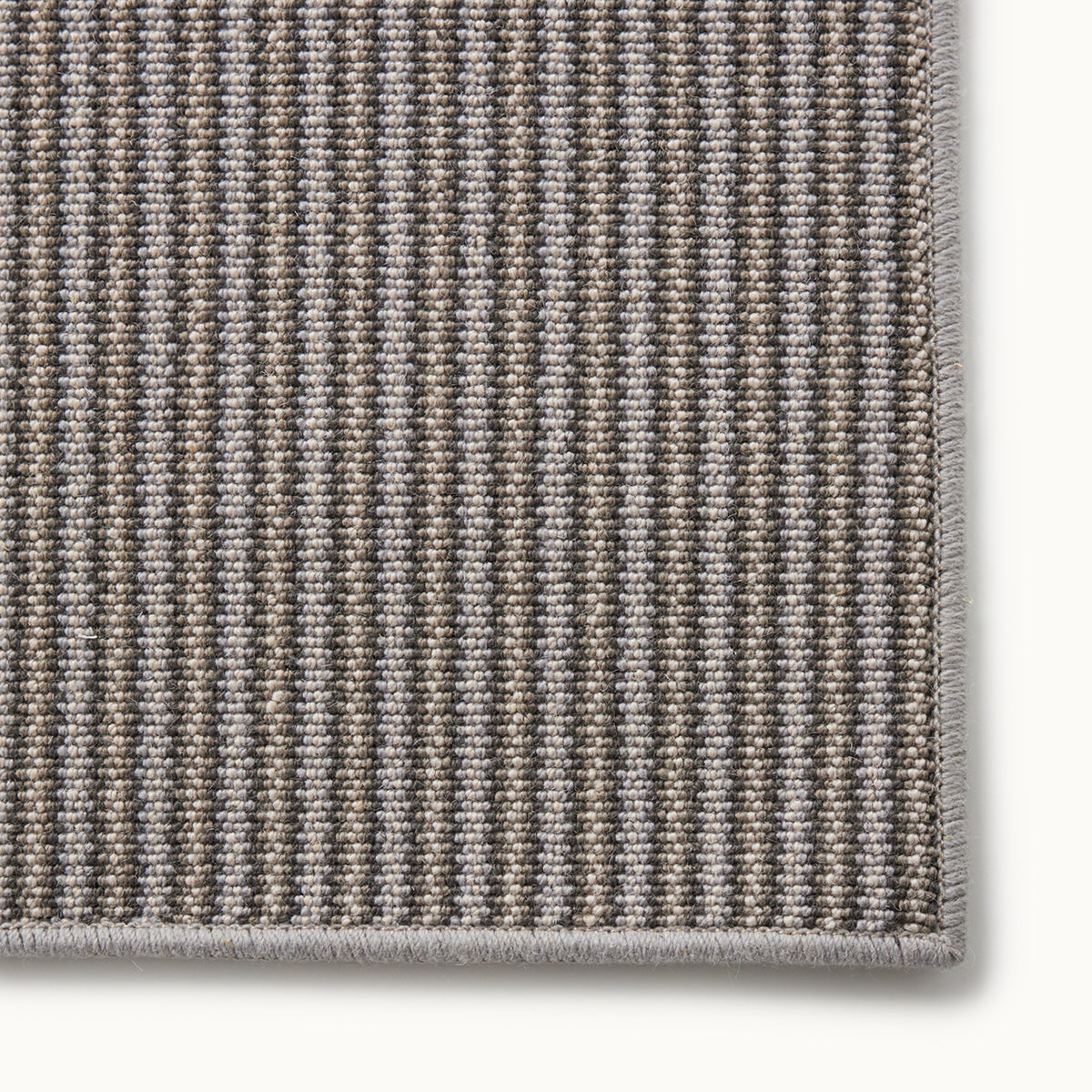 Thora ラグ 160 × 230cm（Dark Gray） – RUGHAUS
