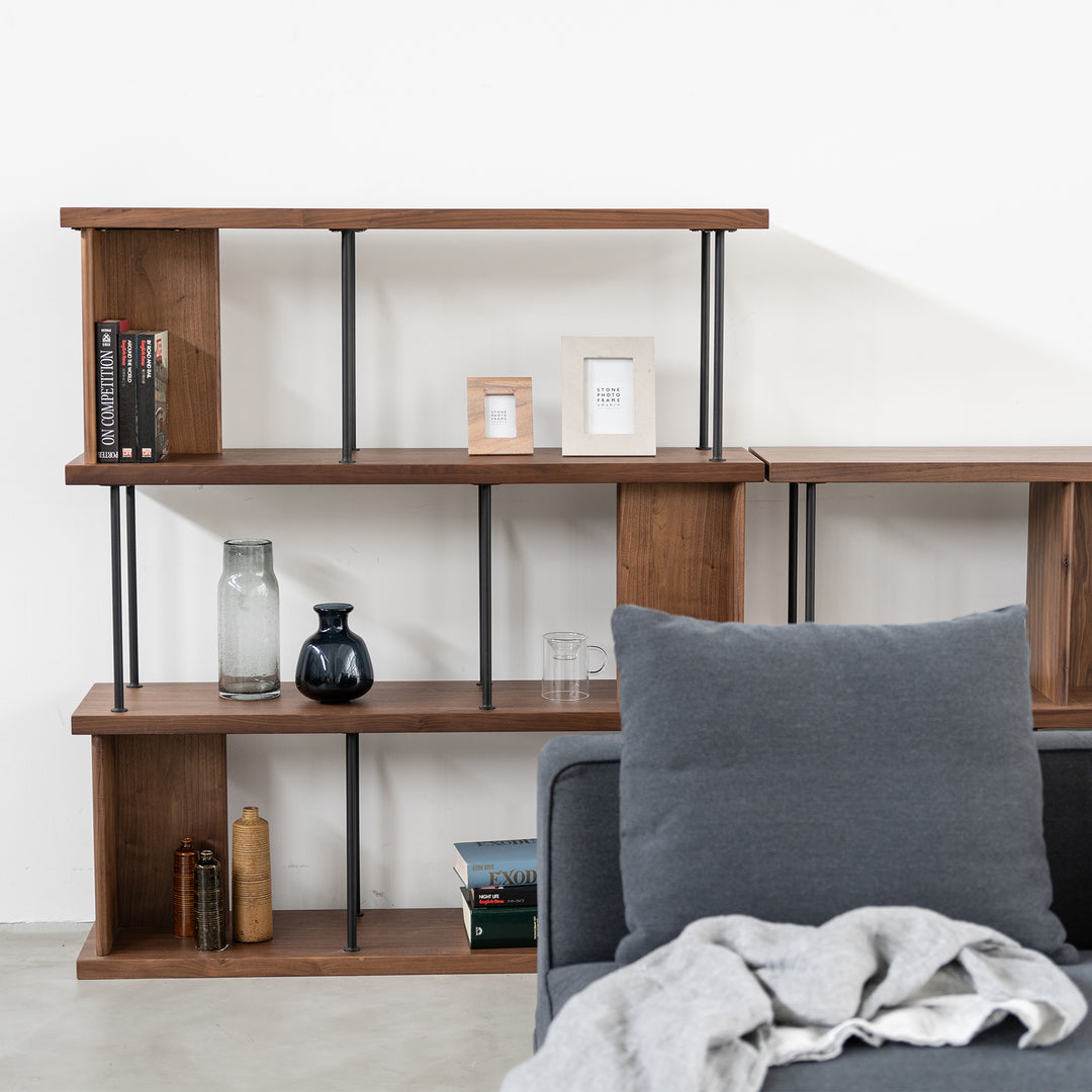 Shelf Derick