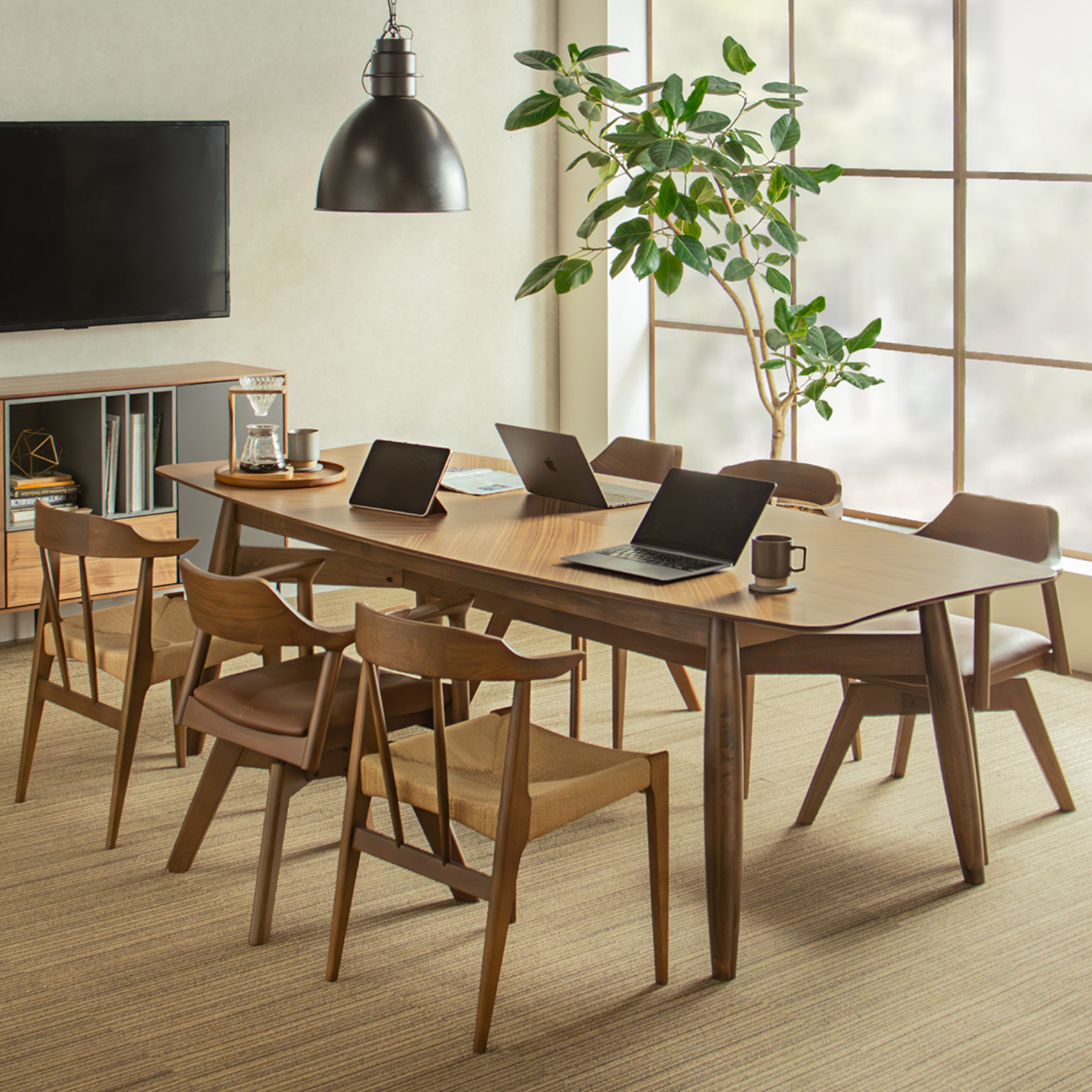 広々使える 8人掛けワイドダイニングテーブル – RUGHAUS