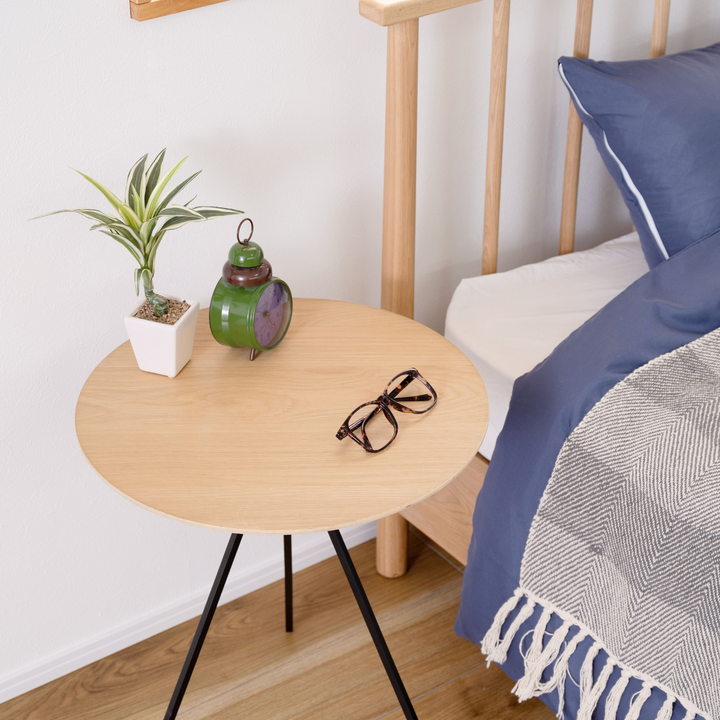 Pinleg Round Table