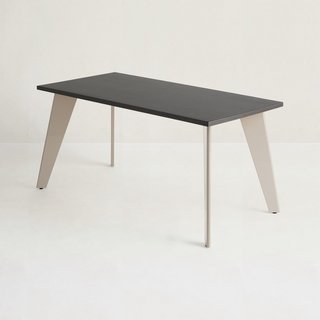 Standard Table/ Desk - 4人掛け