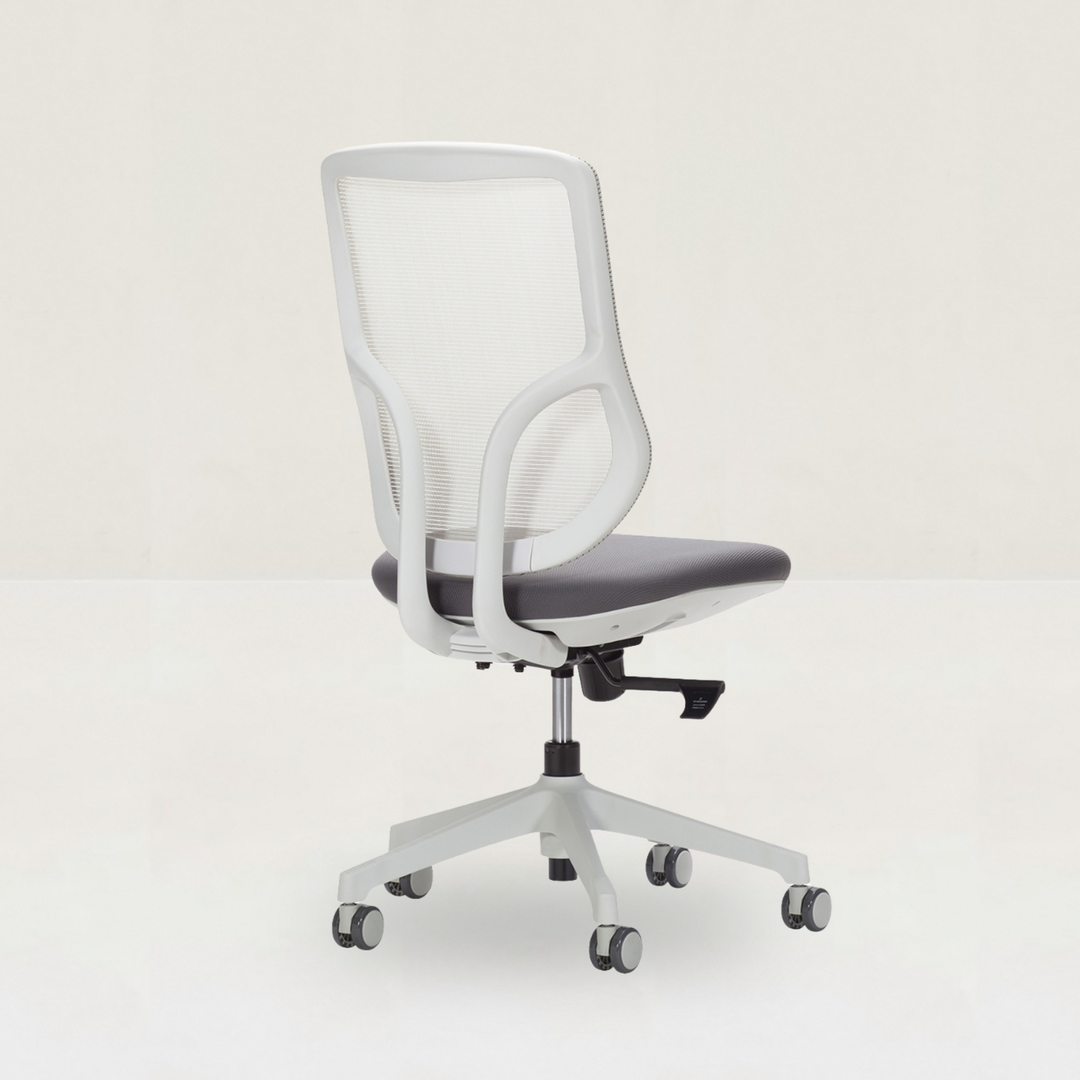 PLUME CHAIR