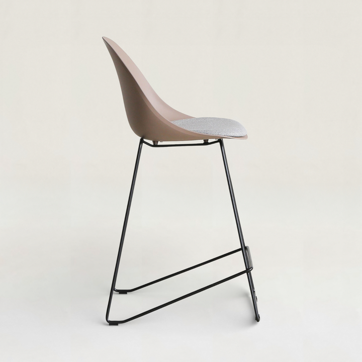 Egg Counter Chair [B]