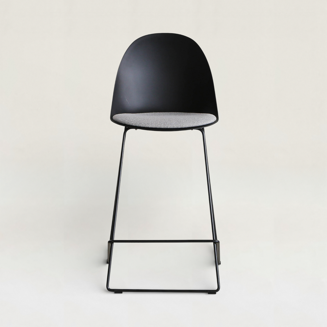 Egg Counter Chair [B]