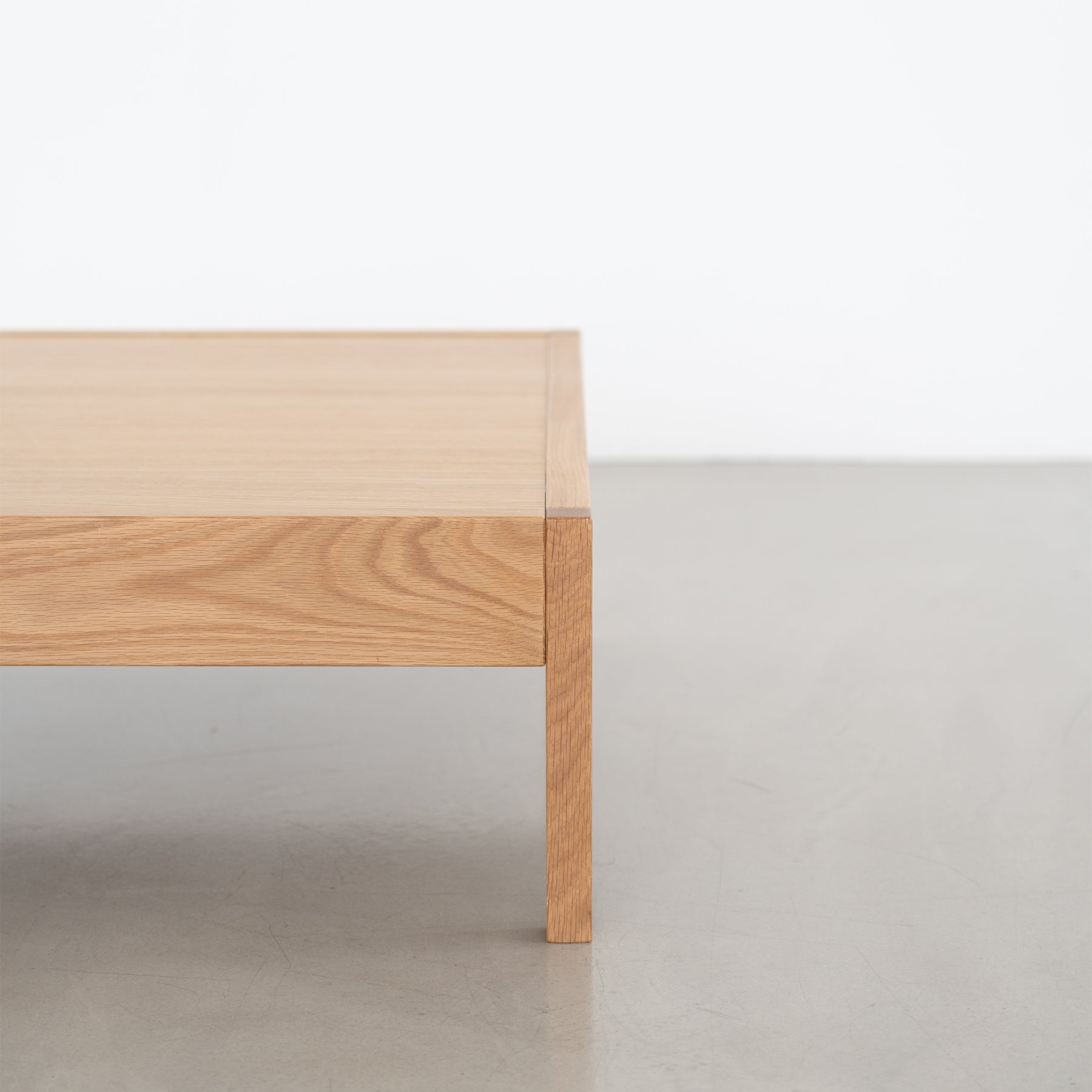 ナチュラルウッド センターローテーブル – RUGHAUS