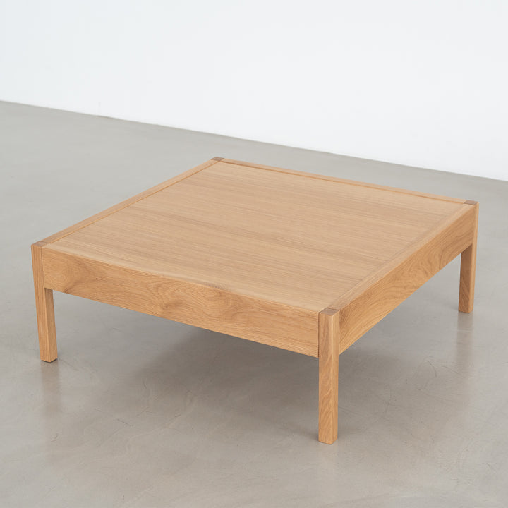 Center Table People
