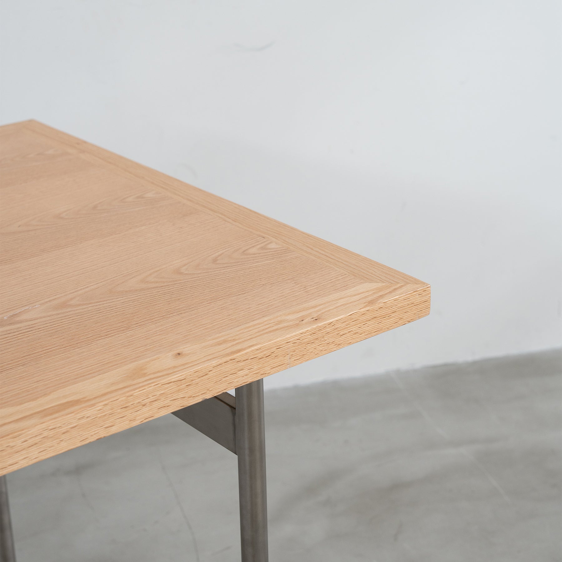 初期微動継続時間 ①ダイニングテーブル 洗練を添えるシンプルダイニングテーブル – RUGHAUS