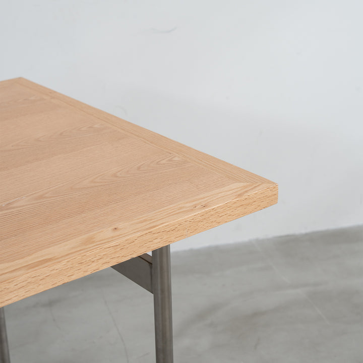 Dining Table Kyst