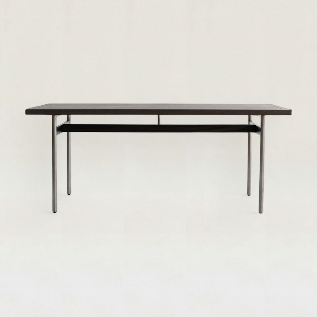 Dining Table Kyst