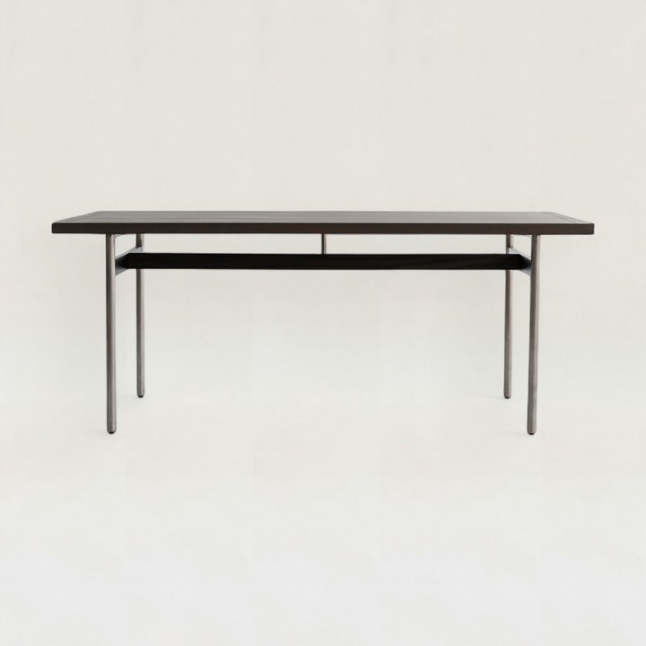 Dining Table Kyst