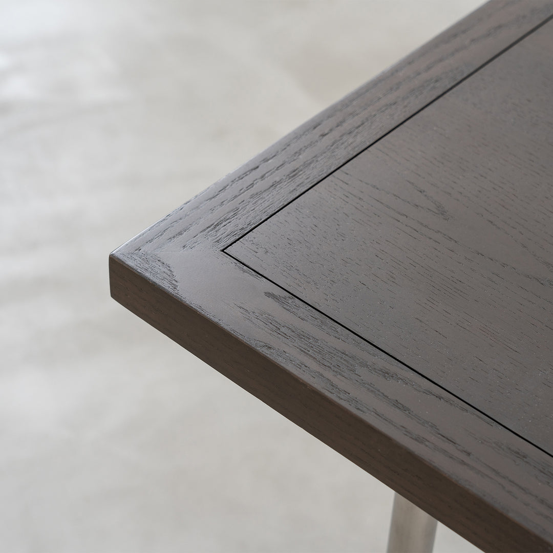 Dining Table Kyst