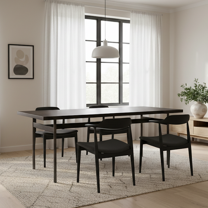 Dining Table Kyst