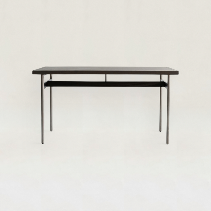 Dining Table Kyst