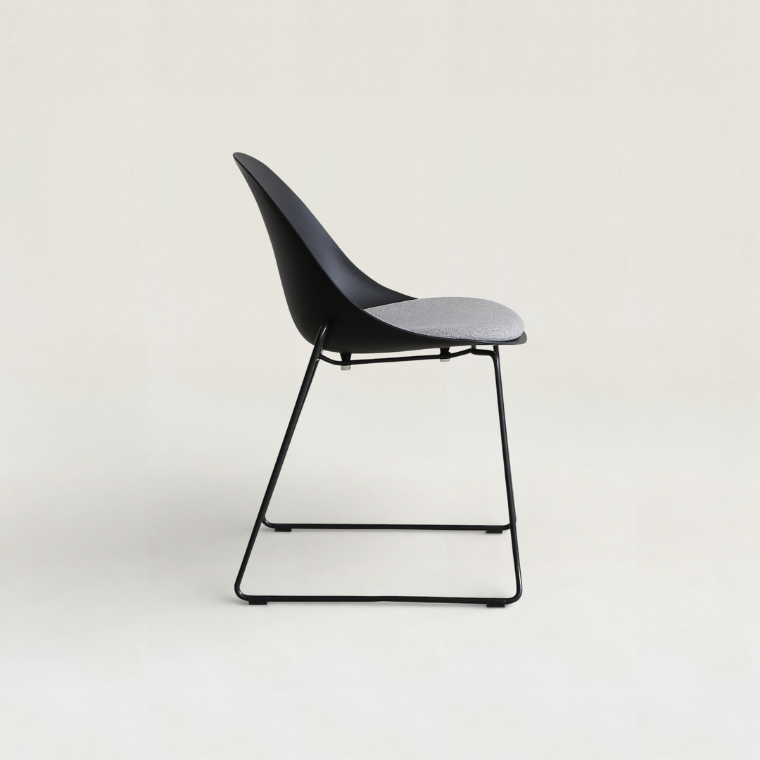 Egg Chair [B -PP-]