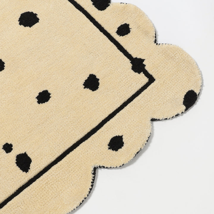NKNITサイトにて先行受注<br>Scallop ラグ - Dalmatian -