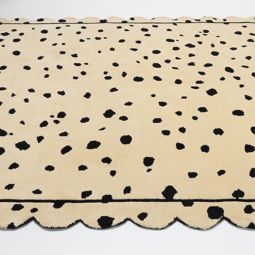 NKNITサイトにて先行受注<br>Scallop ラグ - Dalmatian -