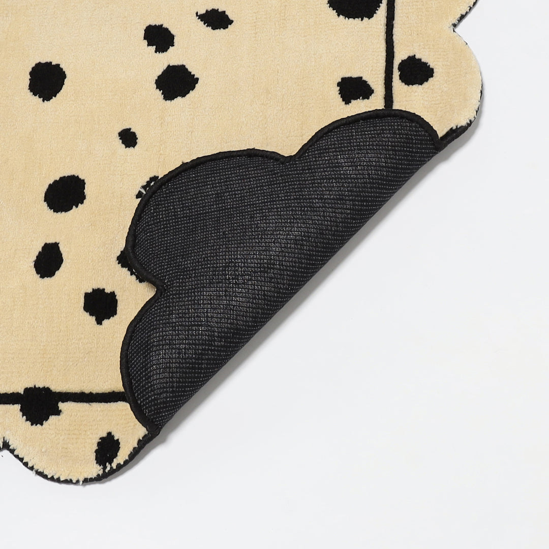 NKNITサイトにて先行受注<br>Scallop ラグ - Dalmatian -