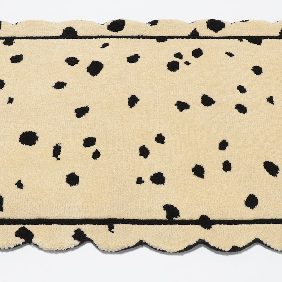 NKNITサイトにて先行受注<br>Scallop ラグ - Dalmatian -