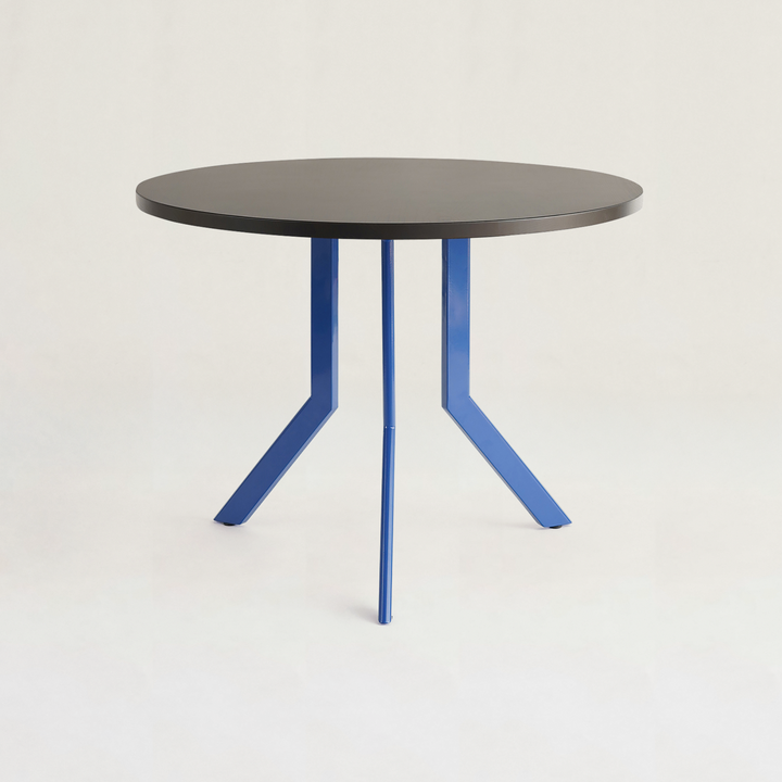 Standard Round Table - 3人掛け