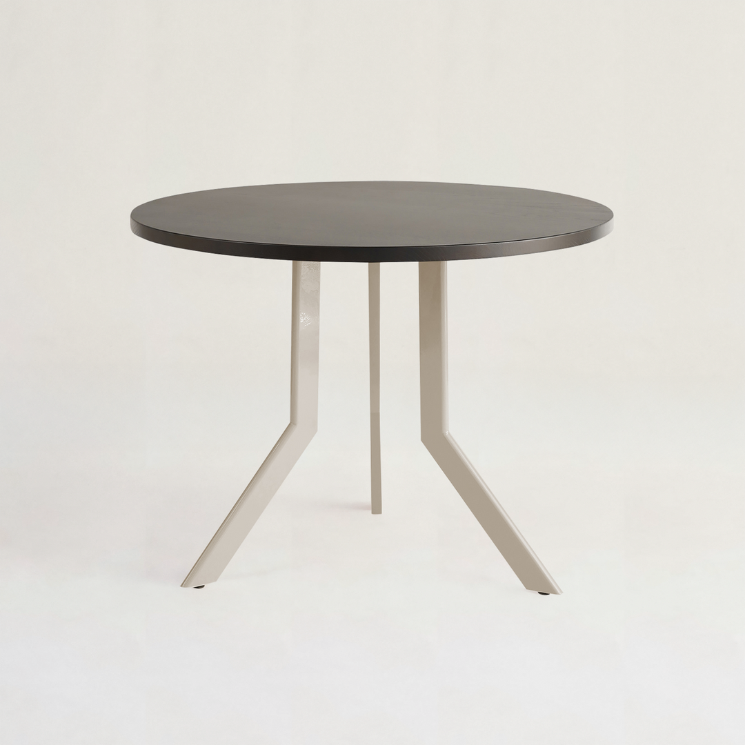 Standard Round Table - 3人掛け