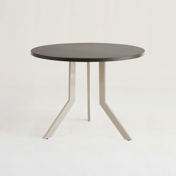 Standard Round Table - 3人掛け