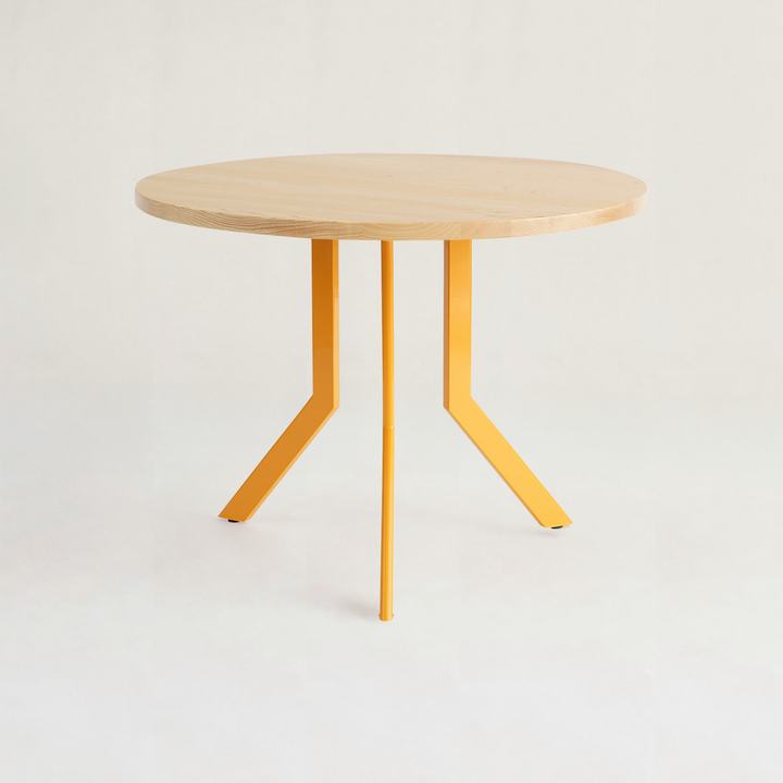 Standard Round Table - 3人掛け