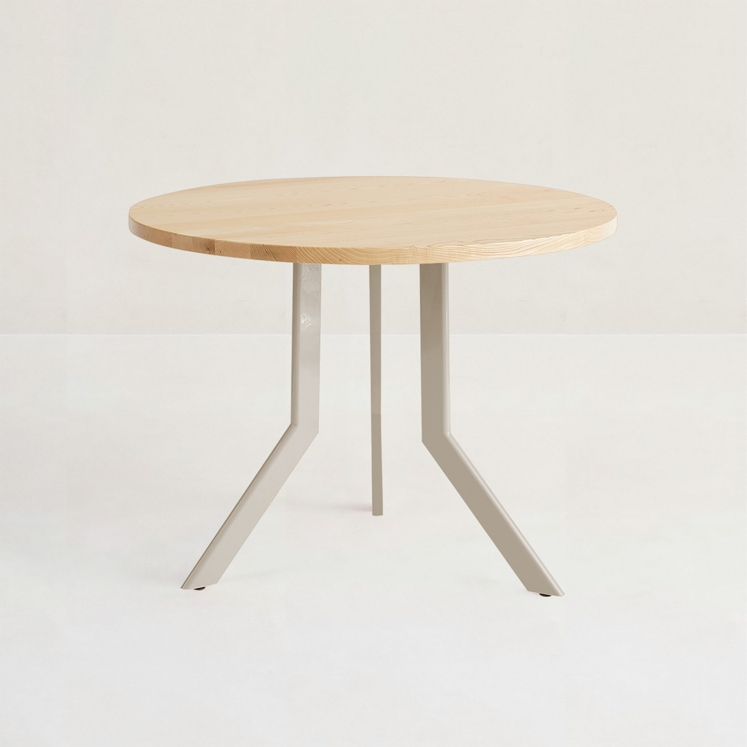 Standard Round Table - 3人掛け