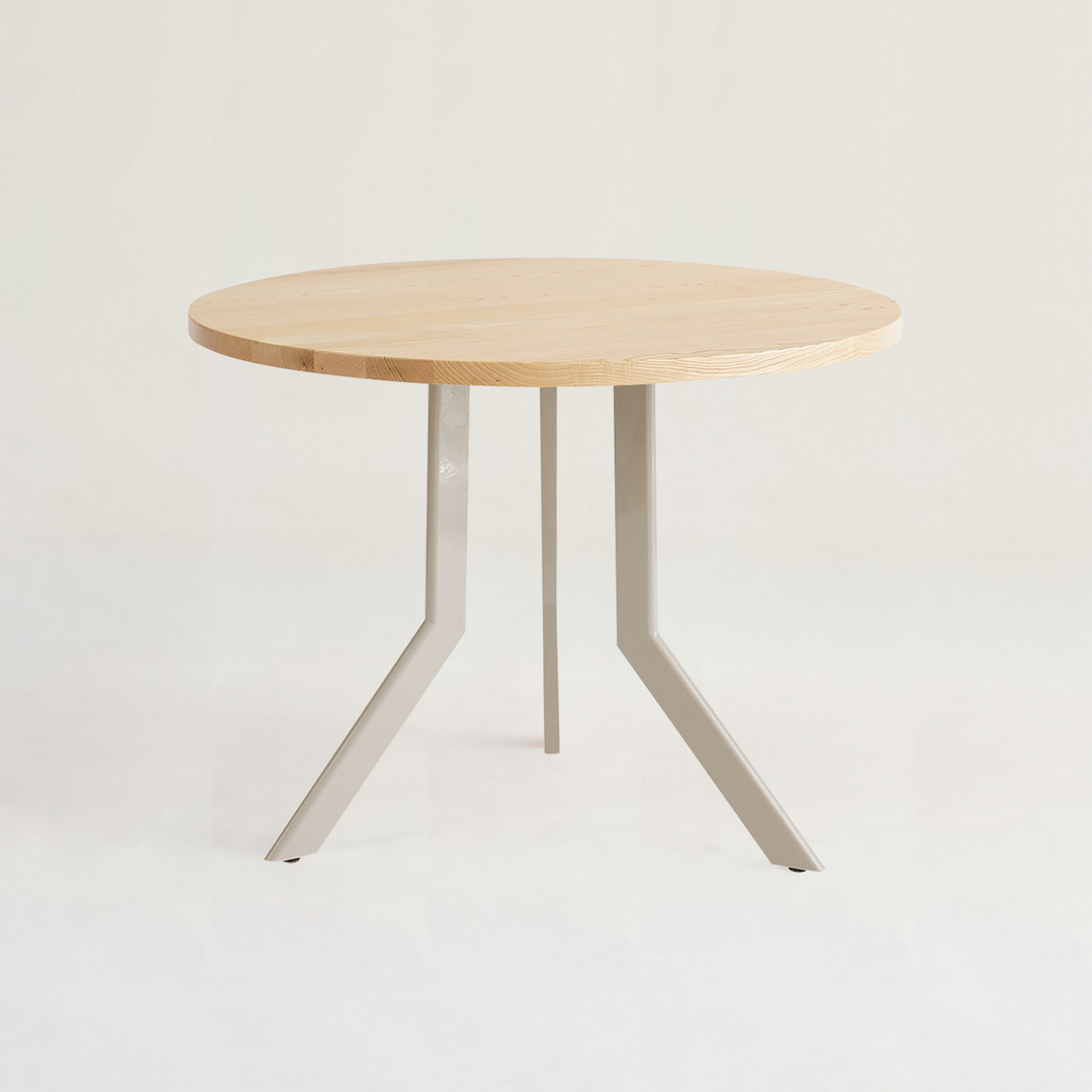 Standard Round Table - 3人掛け