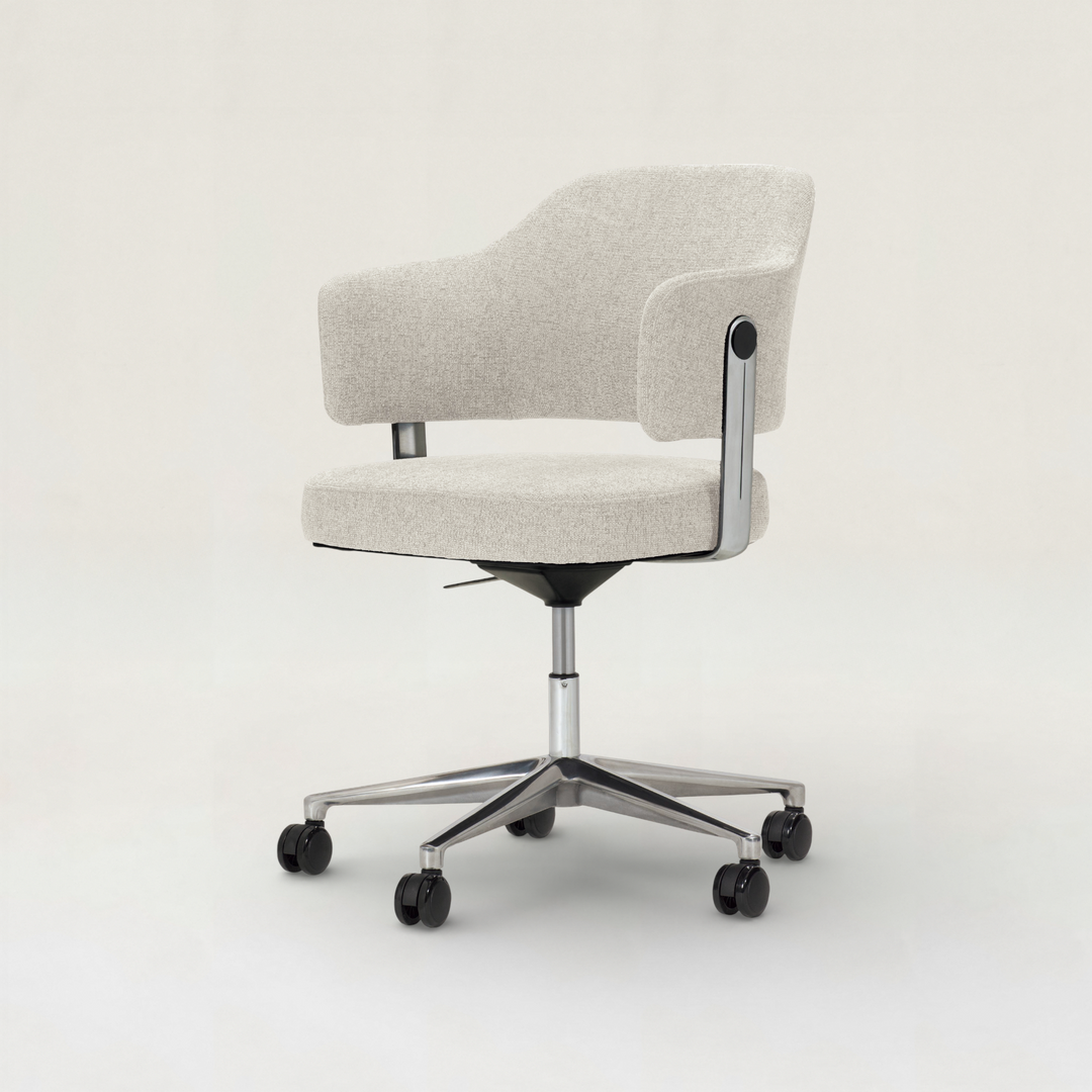 Nog Caster Chair