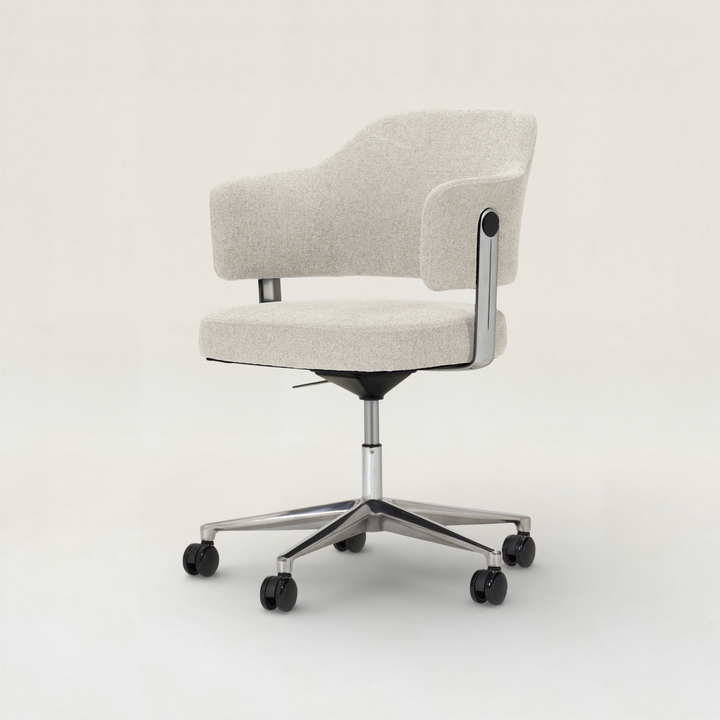 Nog Caster Chair