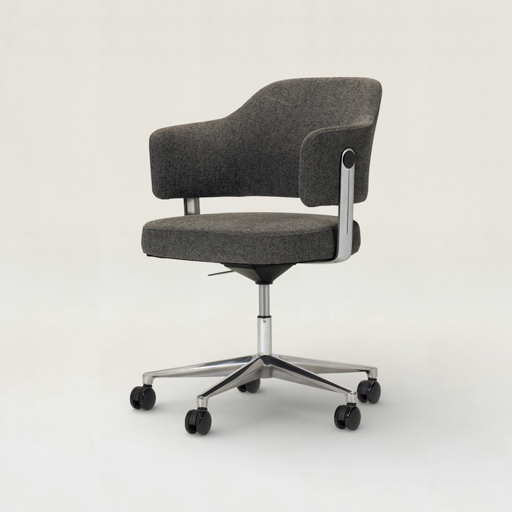 Nog Caster Chair
