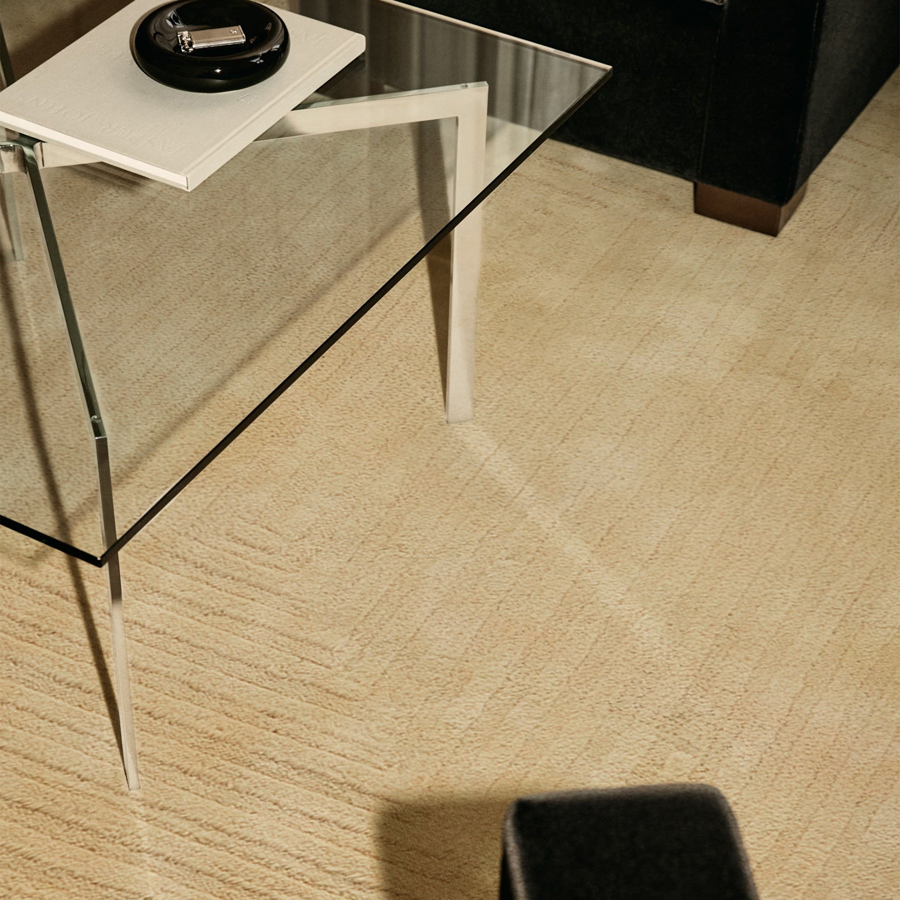 Rughaus ベージュ ラグ　ウール100％ 分厚い質感ラグ – 