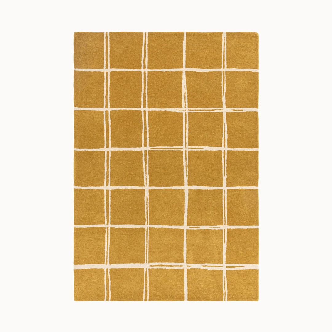 160x230cmサイズの、マスタード×クリーム色のラフに描かれた格子パターンが可愛らしい、シンプルながらもセンスがきらりと光る、天然素材ウール100％製RUGHAUSのハンドタフトラグ Ane