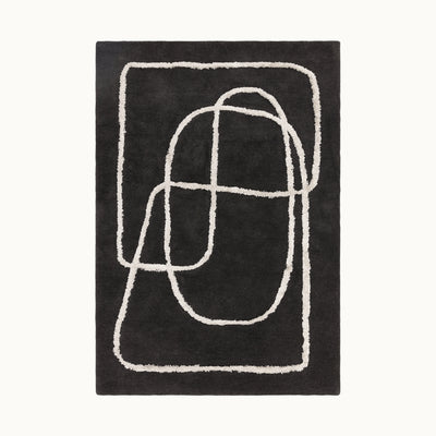160x230cmサイズのチャコールグレー/ブラック地に描かれたシャギーなホワイトのラインアートが存在感を放つ、ウール × ビスコース製RUGHAUSの手織りハンドタフトのコンテンポラリーアートラグ