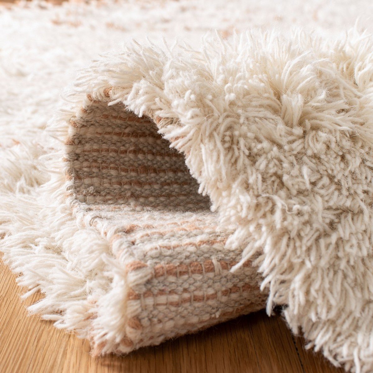 Olfat ラグ 120 × 185cm – RUGHAUS