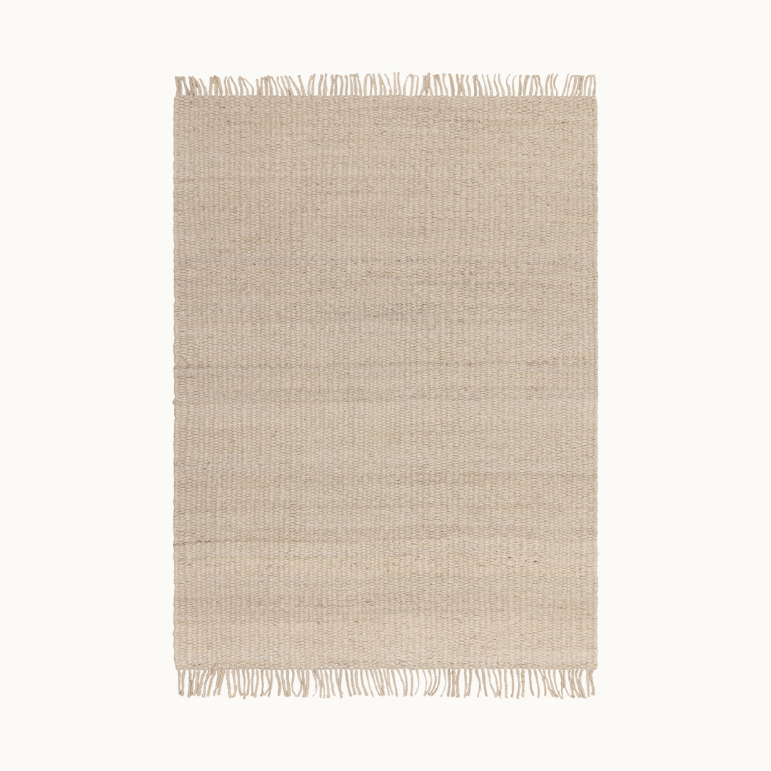 160x230cmサイズのサンドベージュの色合いとざっくりとしたナチュラルな風合いが素敵なRUGHAUSの手織りリバーシブル天然エコ素材ジュート製ラグ