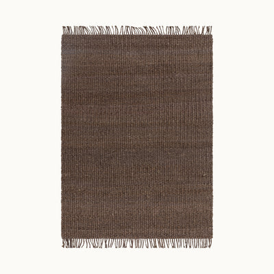160x230cmサイズの落ち着いたアーシーカラー、ブラウンの色合いとざっくりとしたナチュラルな風合いが素敵なRUGHAUSの手織りリバーシブル仕様天然エコ素材ジュート製ラグ