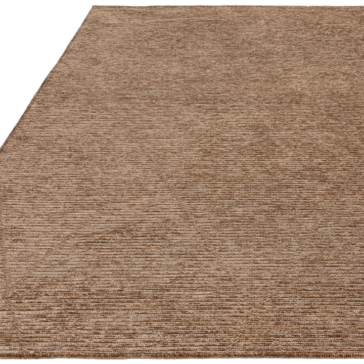 200x290cm大きめサイズのブロンズカラーとブラウンベージュ、淡いベージュの色合いが素敵な、ジュートのナチュラル感 × シェニールヤーンのラグジュアリー感が調和した、RUGHAUSのジュート × シェニールポリエステル製ベニワレンスタイルのナチュラルラグ