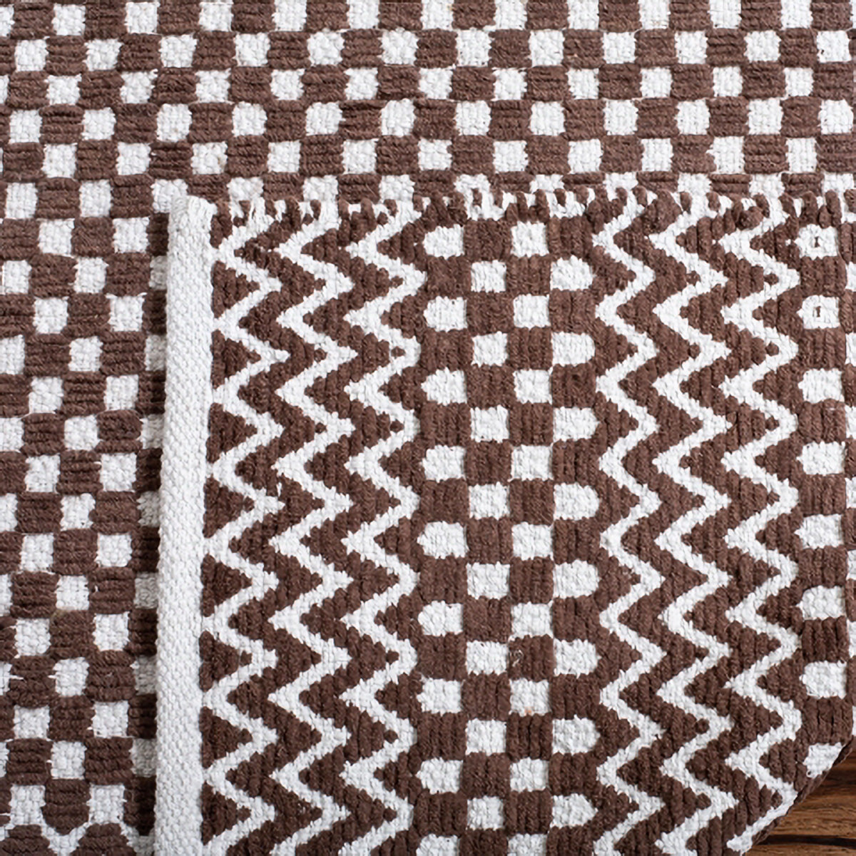 Carla ラグ 150 × 245cm – RUGHAUS