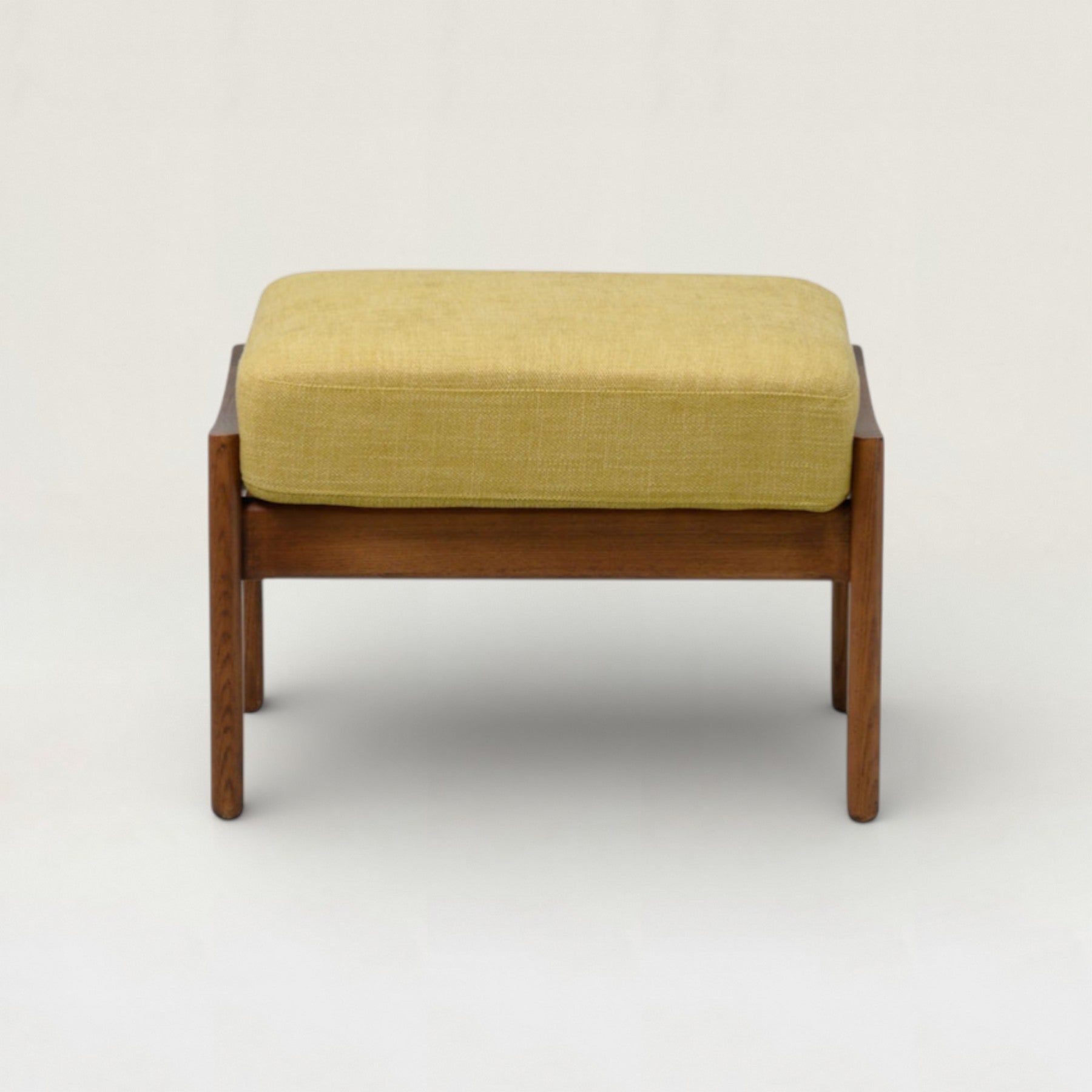 Nest Ottoman – RUGHAUS Nest Ottoman – RUGHAUS