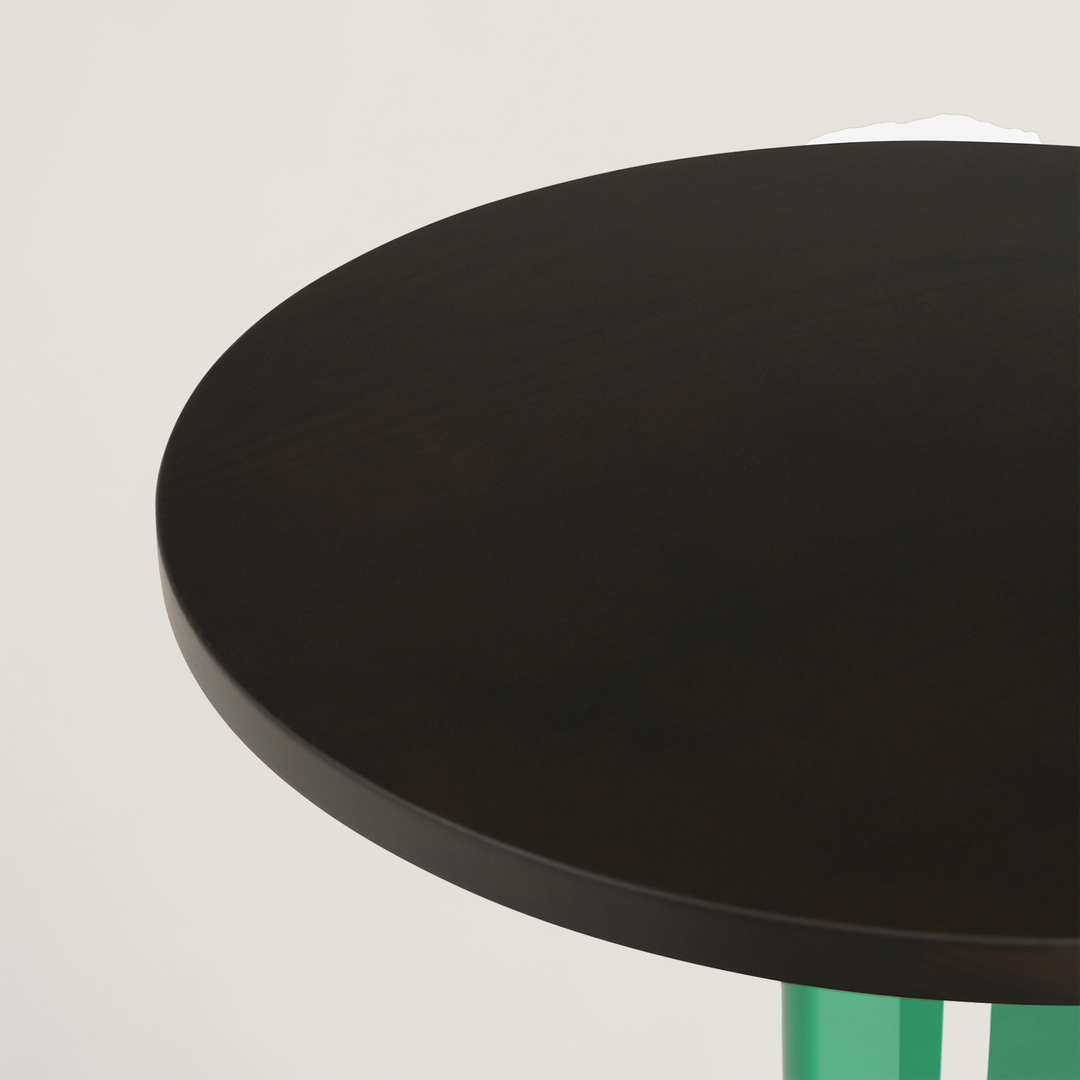Standard Round Table - 2人掛け