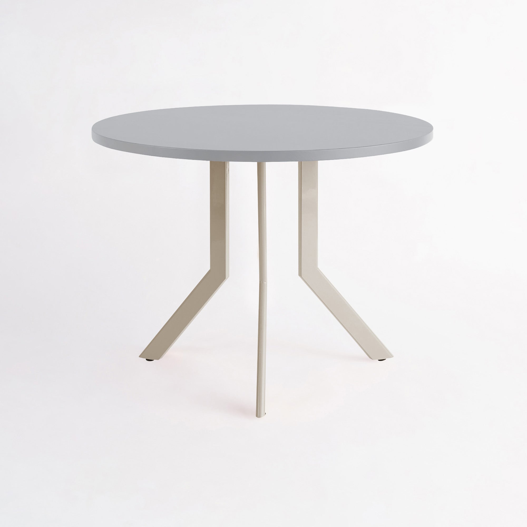 Standard Round Table -L- – RUGHAUS