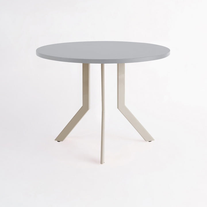 Standard Round Table - 3人掛け