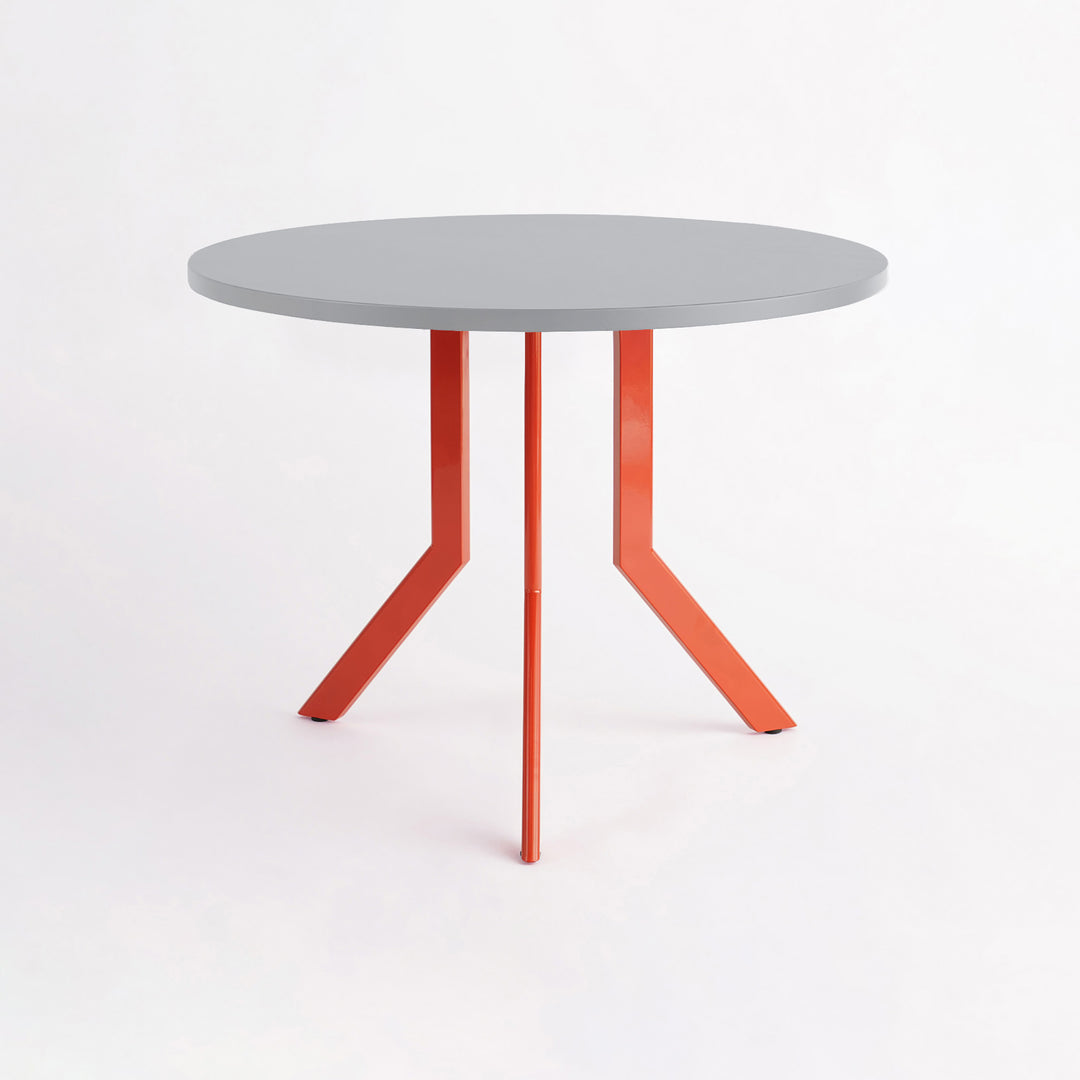 Standard Round Table - 3人掛け